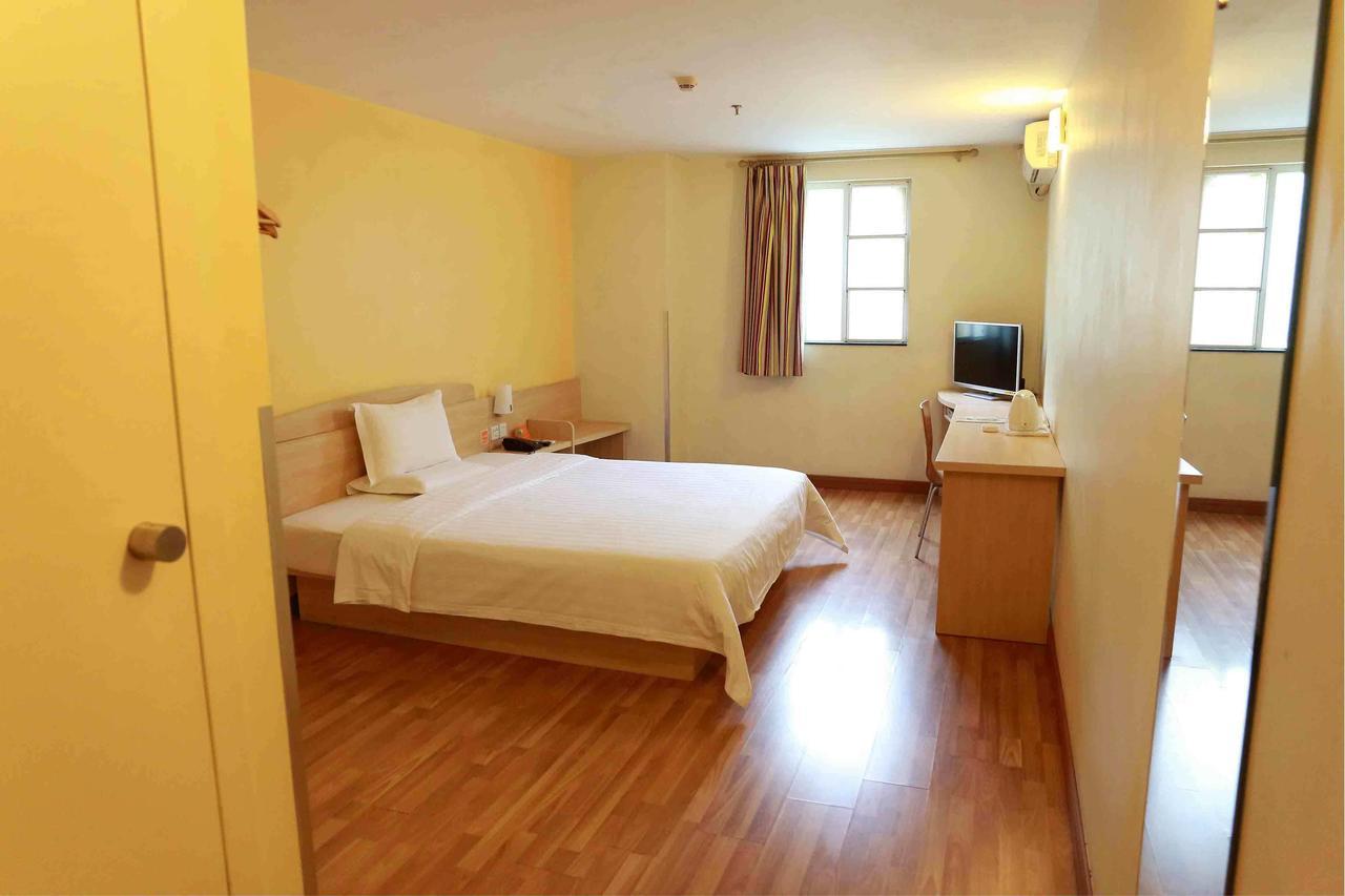 7Days Inn Lingshui Beidou Road 객실 사진